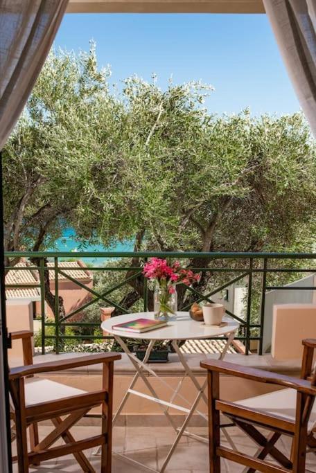 Anemos Corfu * Barbati