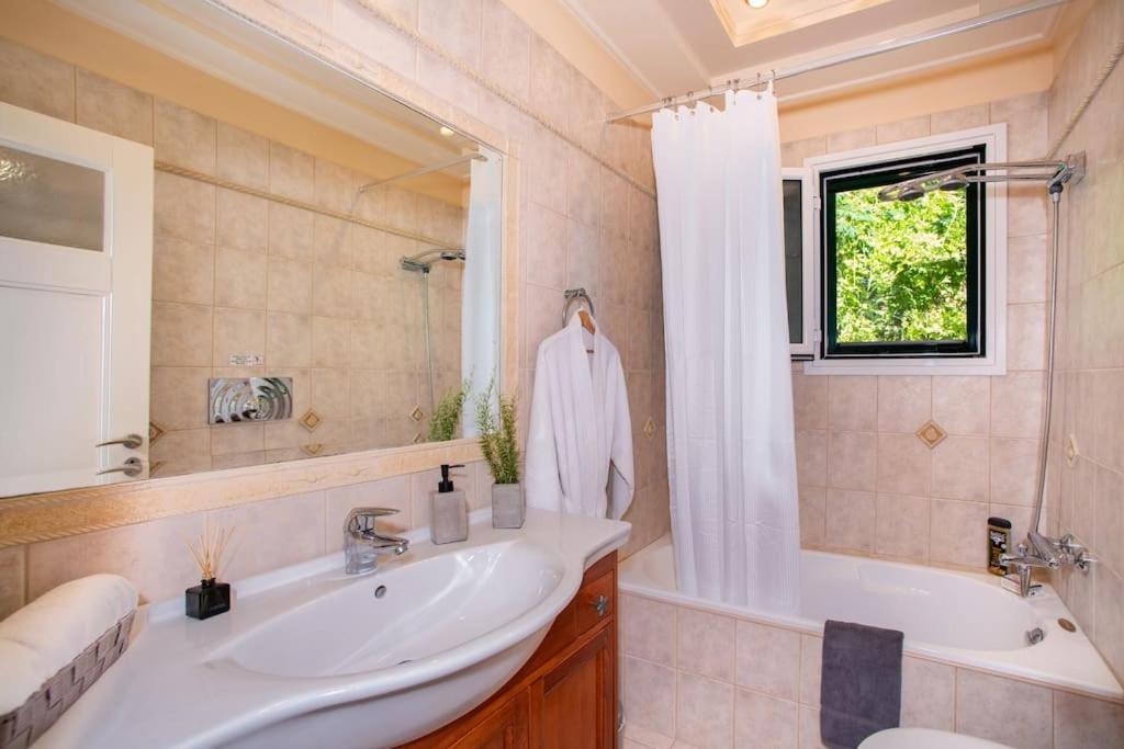 Villa Anemos Corfu Barbati